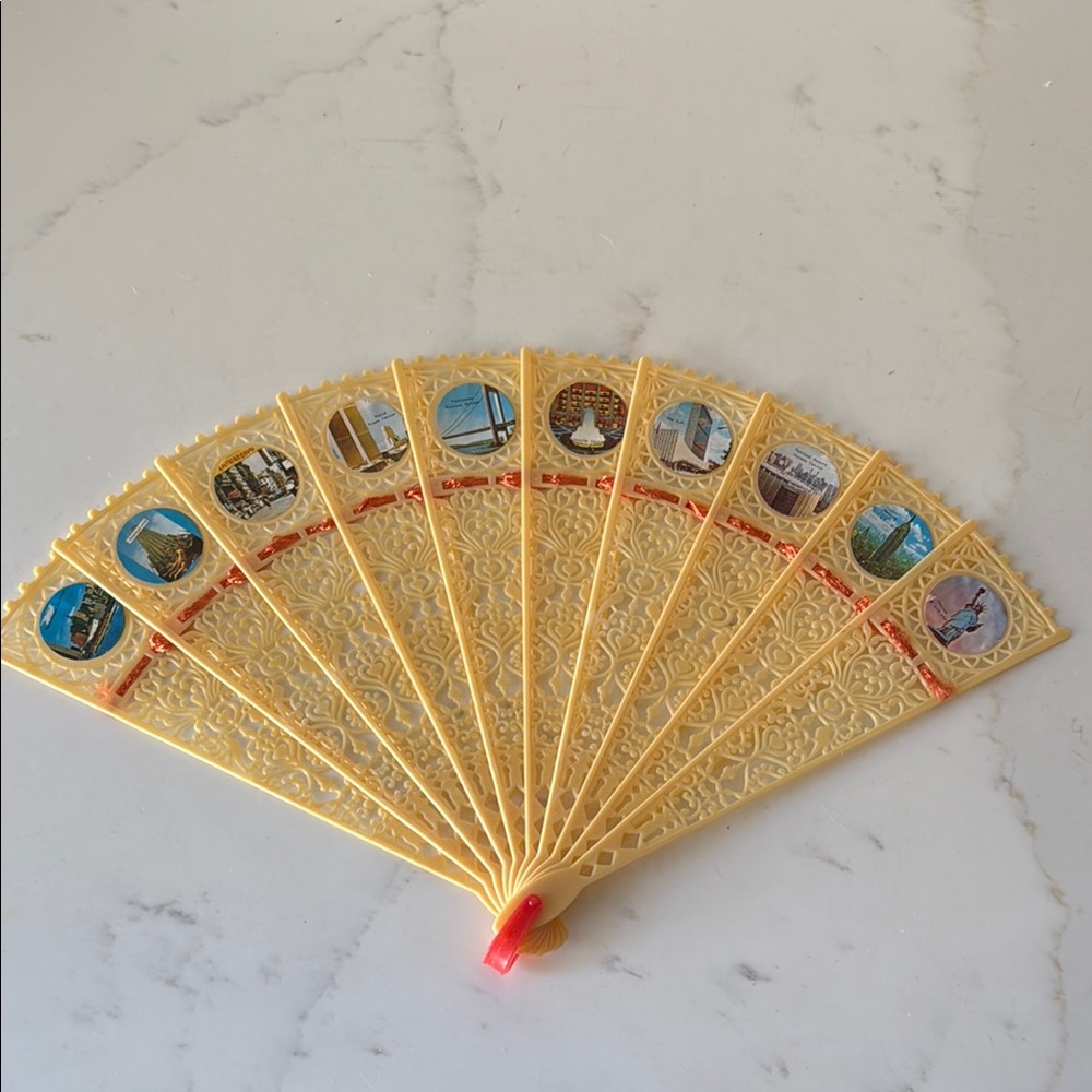 Vintage Plastic Souvenir Fan New York City